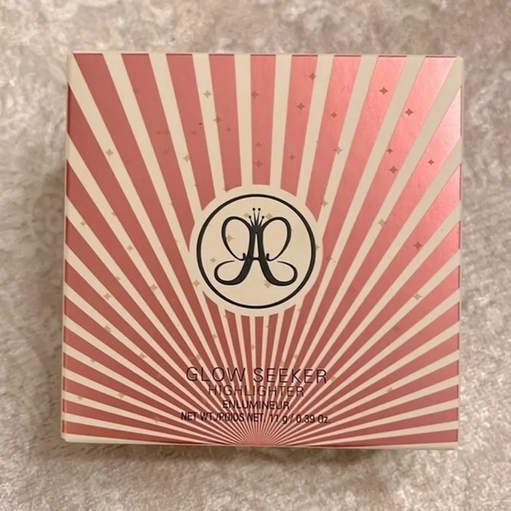 Brand New Anastasia Beverly Hills Glow Seeker Highlighter Sun Idol Illuminator